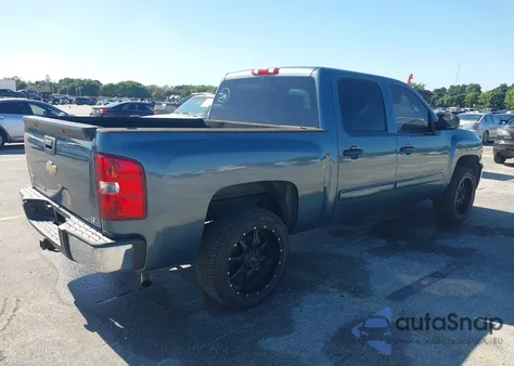 2011 Chevrolet Silverado 1500 Ls z USA, uszkodzony, nr VIN 3GCPCREAXBG200927